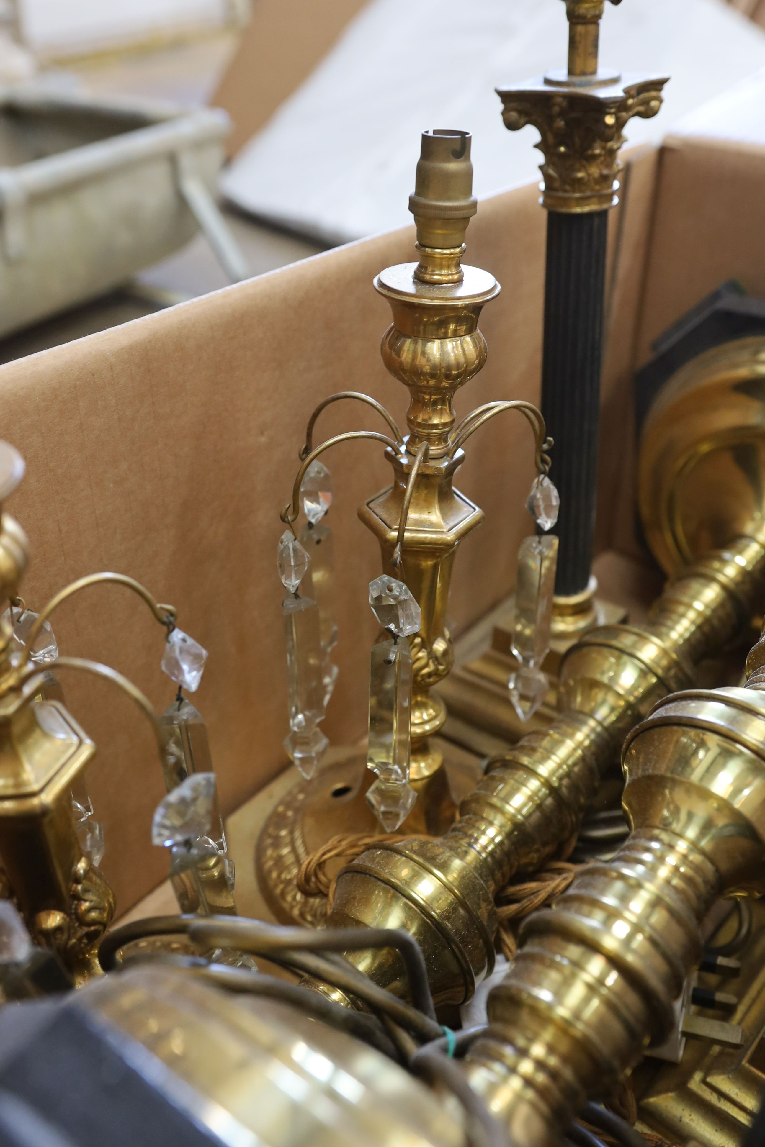 A quantity of assorted gilt metal mounted table lamps